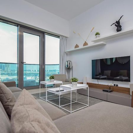 Elegant 2Br View With Rooftop Pool The Bay Dubai Exterior foto